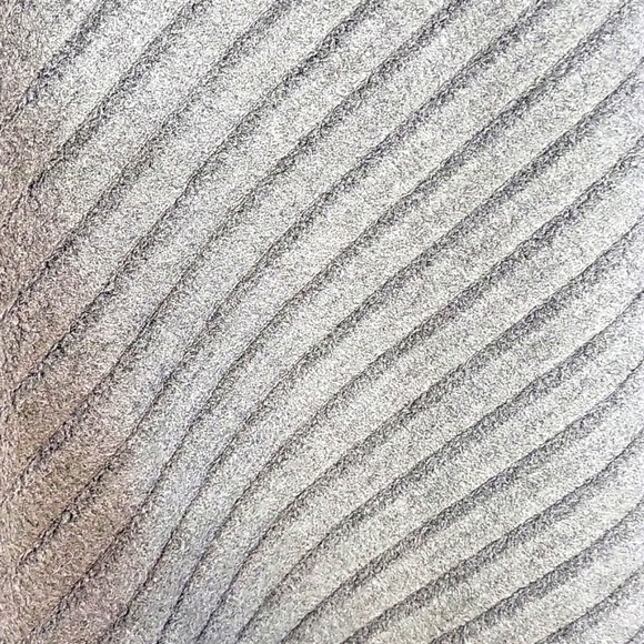 LEMODE Gray Ribbed Shawl‎ Cape OS - Picture 3 of 6